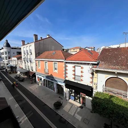 Appartement Centre - T2 Confortable Proche - Fr-1-319-611