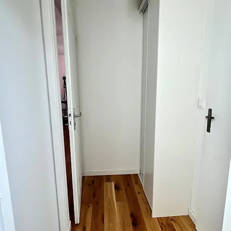 Centre - T2 Confortable Proche - Fr-1-319-611 *