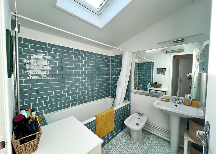 Centre - T2 Confortable Proche - Fr-1-319-611 Appartement